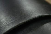 Black Load image into Gallery viewer, Hermann Oak® - English Bridle Veg - Tan Cowhide Belly - Buckskin Leather Co.