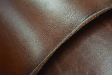 Havana Load image into Gallery viewer, Hermann Oak® - English Bridle Veg - Tan Cowhide Belly - Buckskin Leather Co.