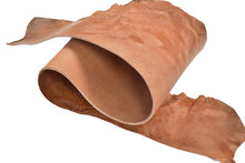 Hermann Oak® Old World Harness – Extra Heavy Veg-Tan Cowhide Belly - Buckskin Leather Co. Load image into Gallery viewer, Hermann Oak® Old World Harness – Extra Heavy Veg-Tan Cowhide Belly - Buckskin Leather Co.