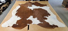 HS042409 Load image into Gallery viewer, Natural Hair On Cowhide Rugs - Buckskin Leather Co.