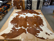 HS042603 Load image into Gallery viewer, Natural Hair On Cowhide Rugs - Buckskin Leather Co.