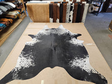SP032500 Load image into Gallery viewer, Natural Hair On Cowhide Rugs - Buckskin Leather Co.