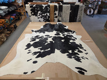 SP042602 Load image into Gallery viewer, Natural Hair On Cowhide Rugs - Buckskin Leather Co.