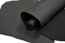 Load image into Gallery viewer, Cowhide Black Dakota 5 - 5.5oz - Buckskin Leather Co.
