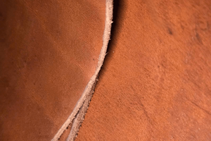 Hermann Oak® - Old World Harness, Extra Heavy Veg - Tan Cowhide Side - Buckskin Leather Co.