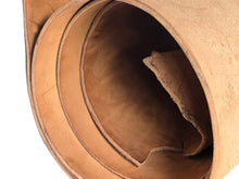 Load image into Gallery viewer, Medium Russet Veg - Tan Cowhide Harness 13 - 15oz - Buckskin Leather Co.
