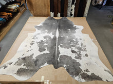 Load image into Gallery viewer, Natural Hair On Cowhide Rugs - Buckskin Leather Co.
