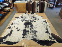 Load image into Gallery viewer, Natural Hair On Cowhide Rugs - Buckskin Leather Co.
